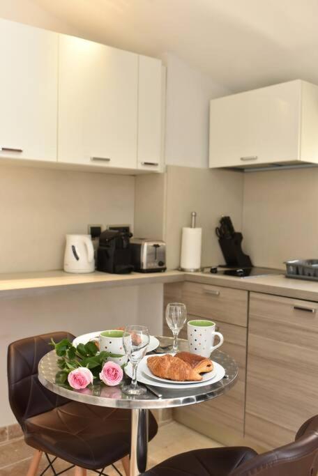 Le Provencal - Center Old Antibes 1Br Flat With Ac, Wifi公寓 外观 照片